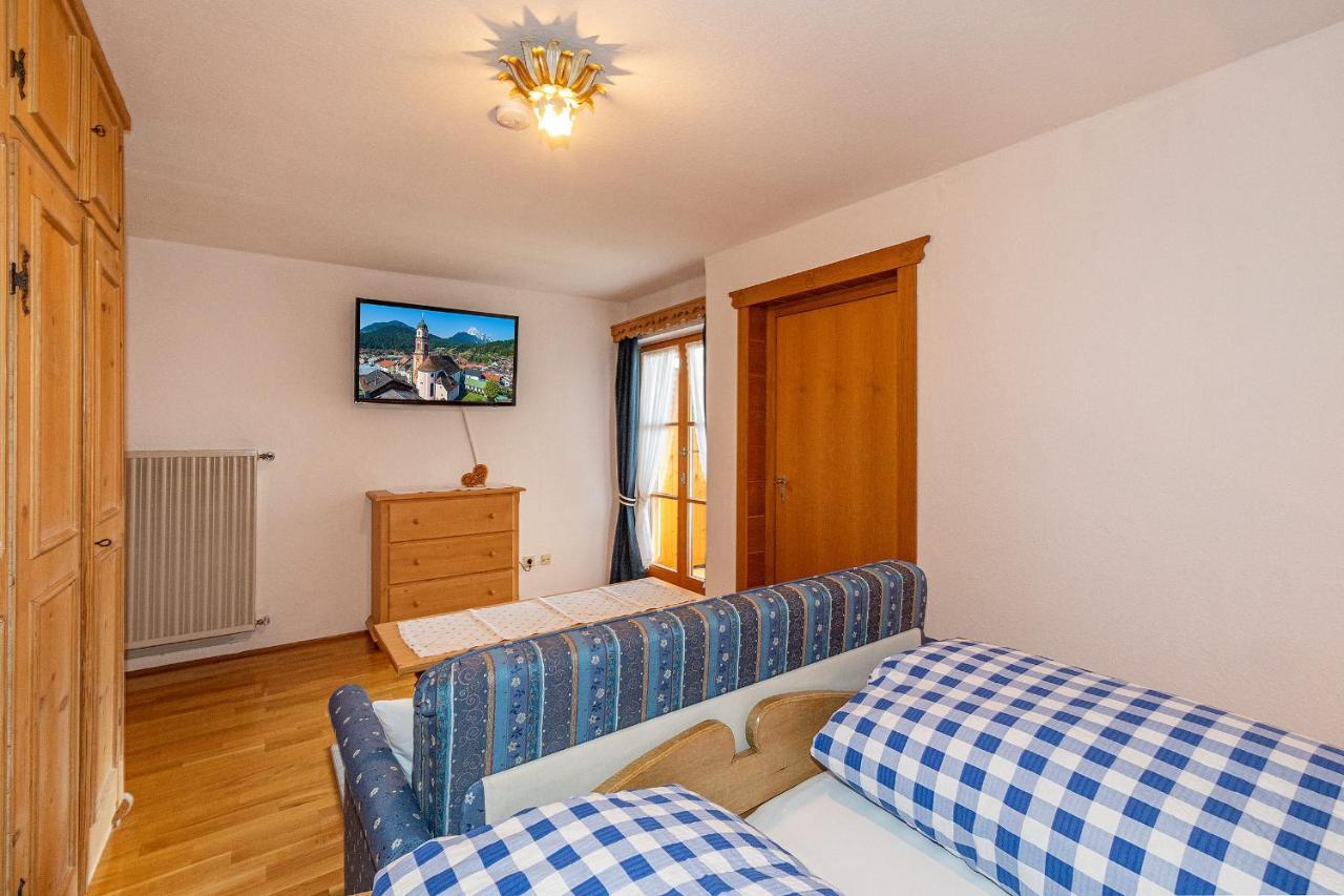 Apartament Beim Gschdoaga Mittenwald Zewnętrze zdjęcie